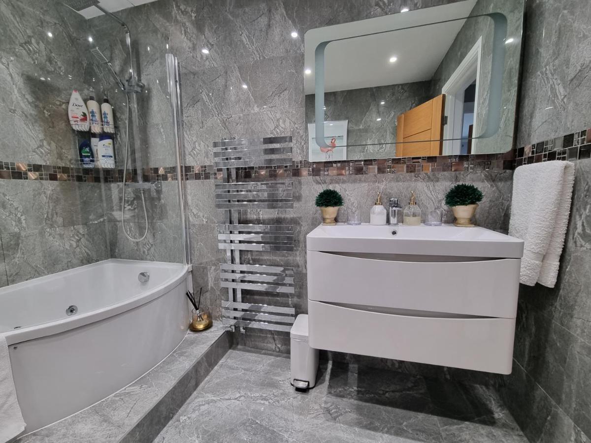 Jubilee House Apartment London Bagian luar foto